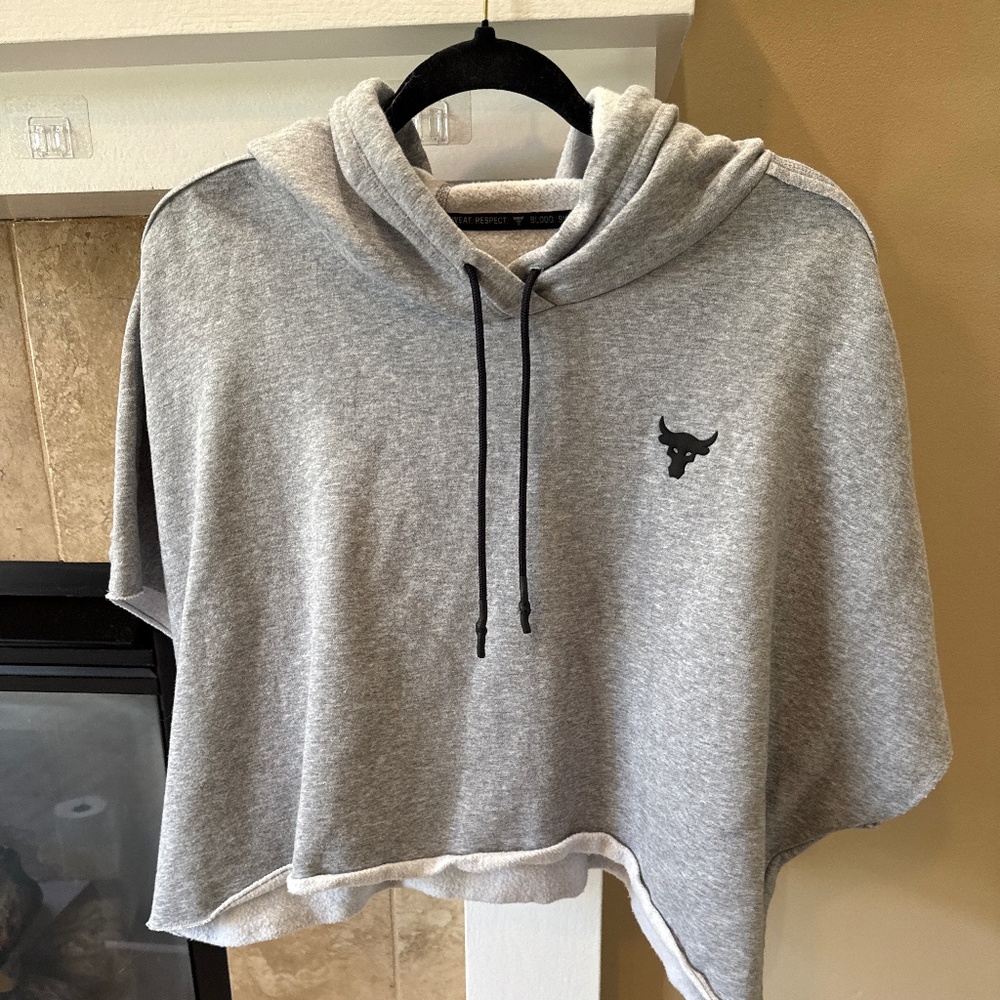 Under armor Sweatshirt